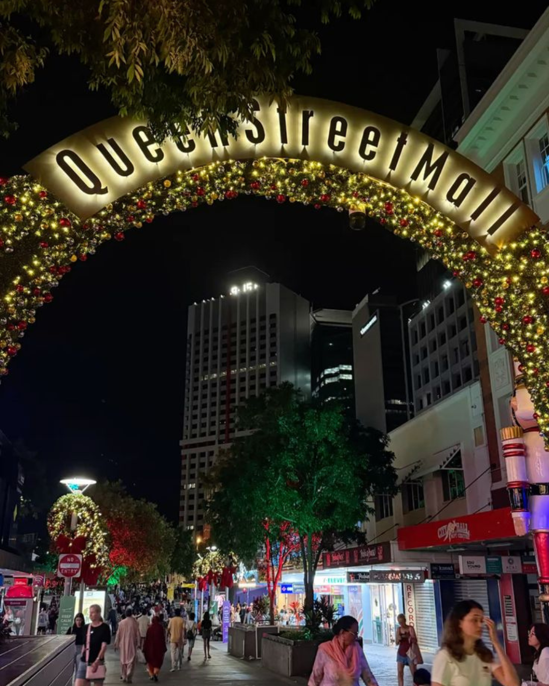 Brisbane City Tour & Queen Street Mall